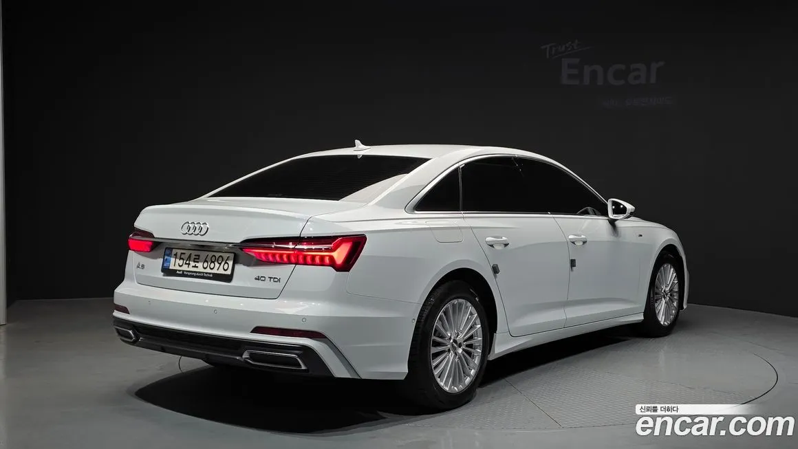 Audi A6 — фото 2