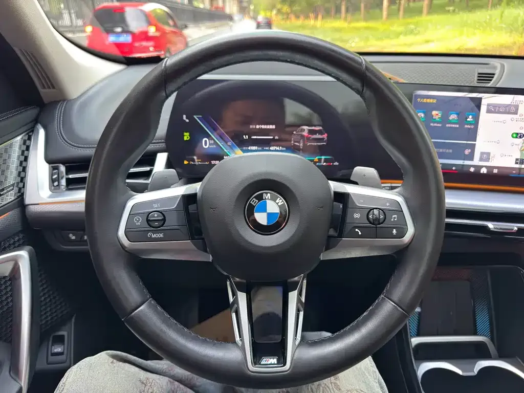BMW X1 — фото 3