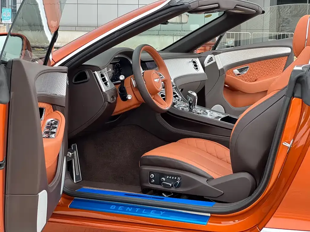Bentley Continental — фото 9