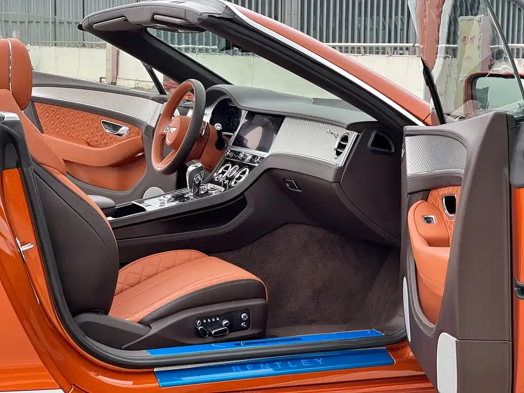 Bentley Continental — фото 10