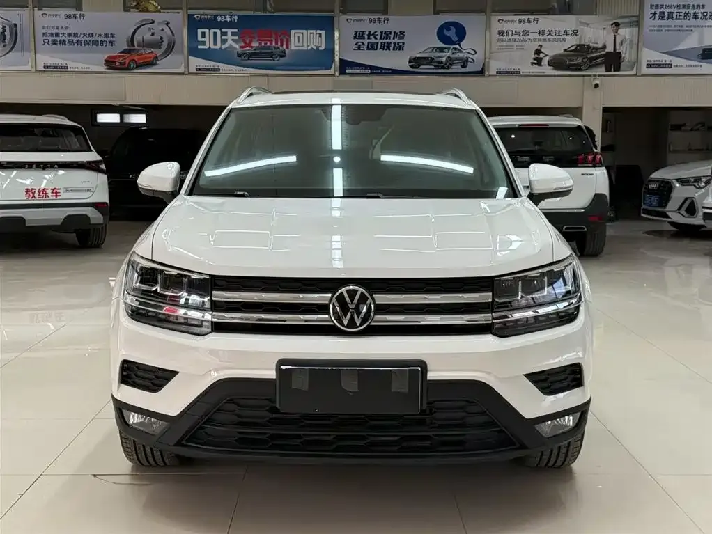 Volkswagen Tharu — фото 8