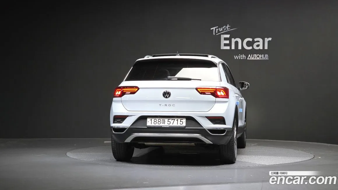 Volkswagen T-Roc — фото 2