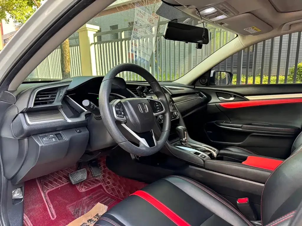 Honda Civic — фото 3