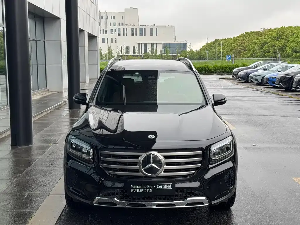 Mercedes-Benz GLB — фото 2