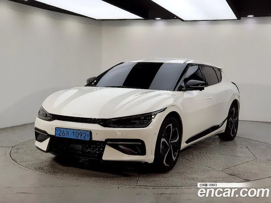 Kia EV6 — фото 3