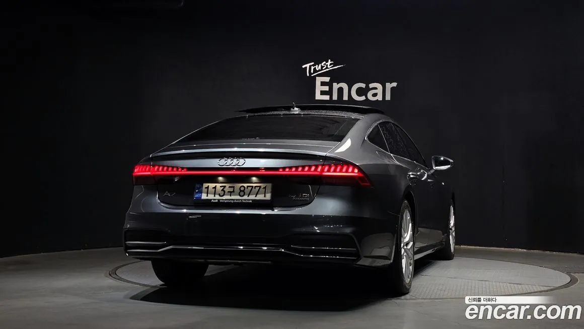 Audi A7 — фото 8