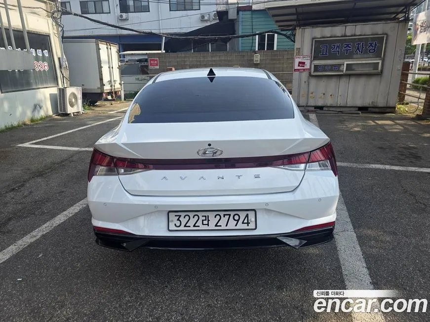 Hyundai AVANTE — фото 3