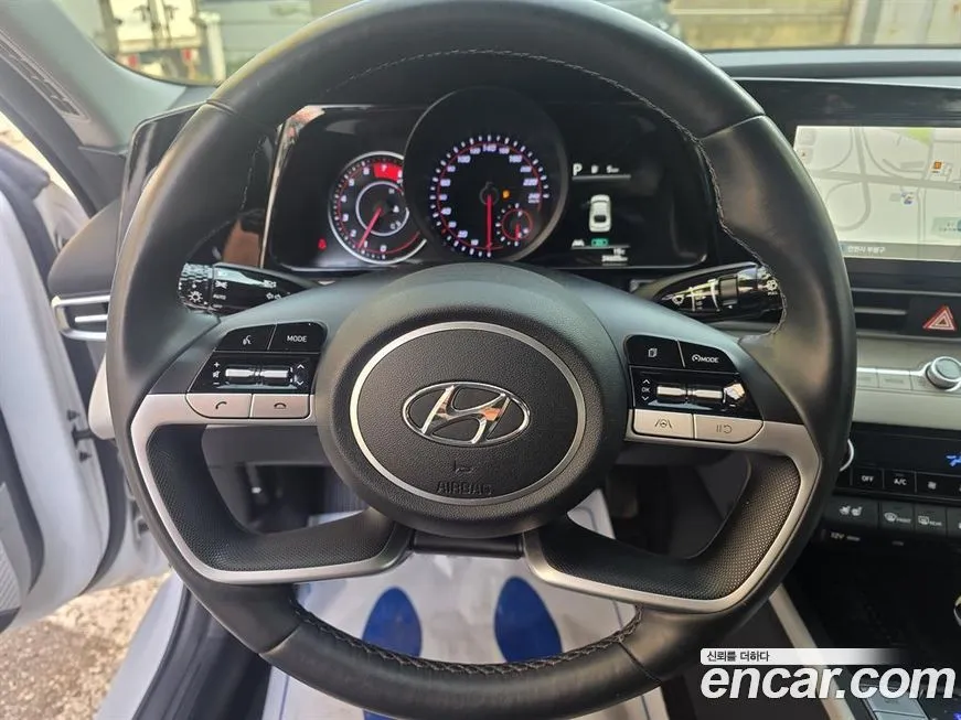 Hyundai AVANTE — фото 8