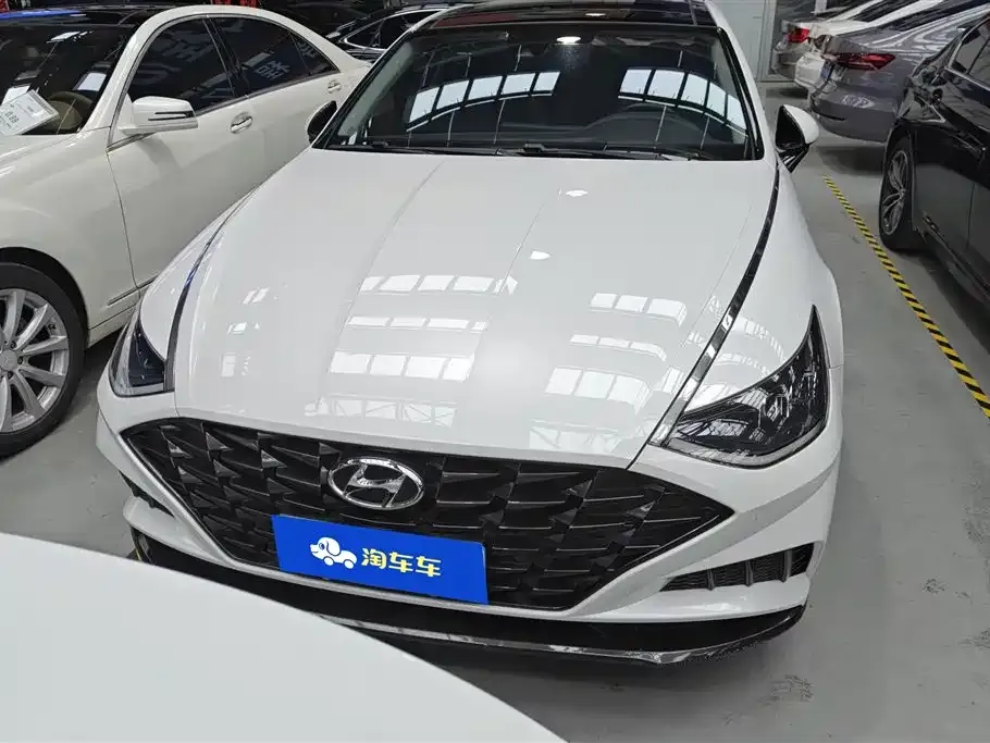 Hyundai Sonata — фото 4