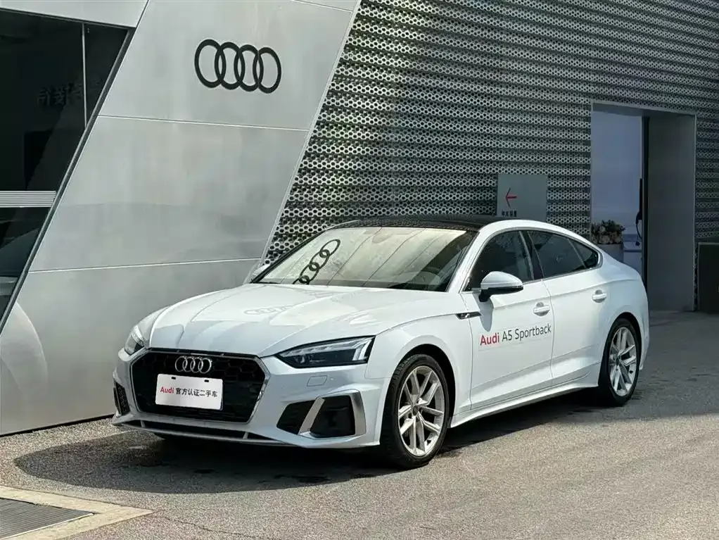 Audi A5 (Import) — фото 1