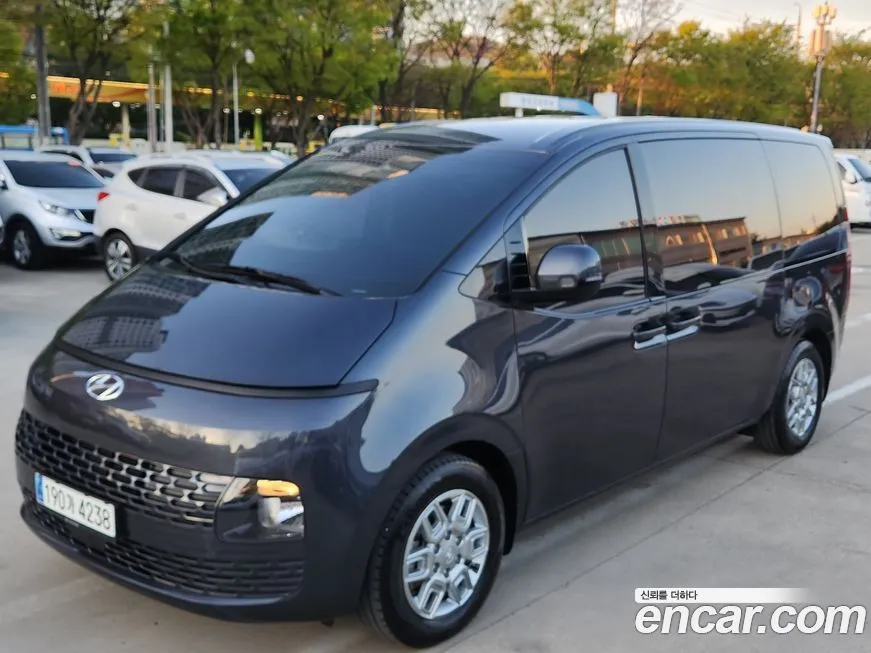 Hyundai Staria — фото 2