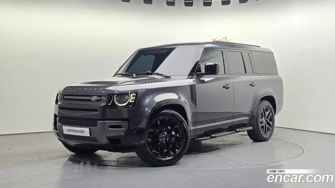 Land Rover Defender — фото 1