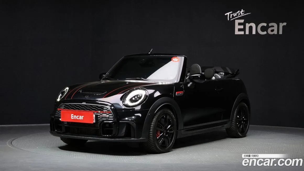 Mini Cooper Convertible — фото 1