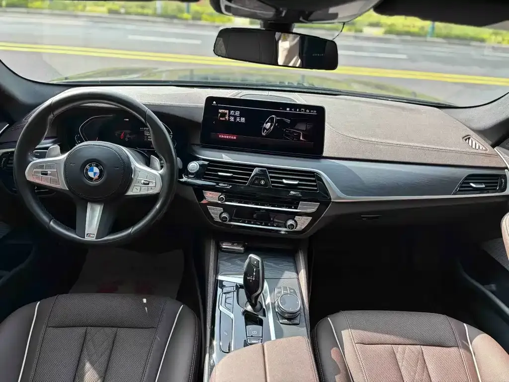 BMW 5 Series — фото 3