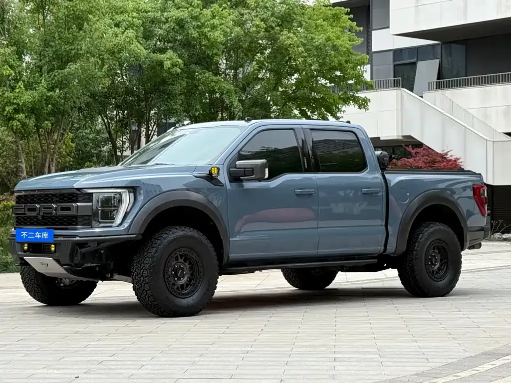 Ford F-150 Raptor — фото 1