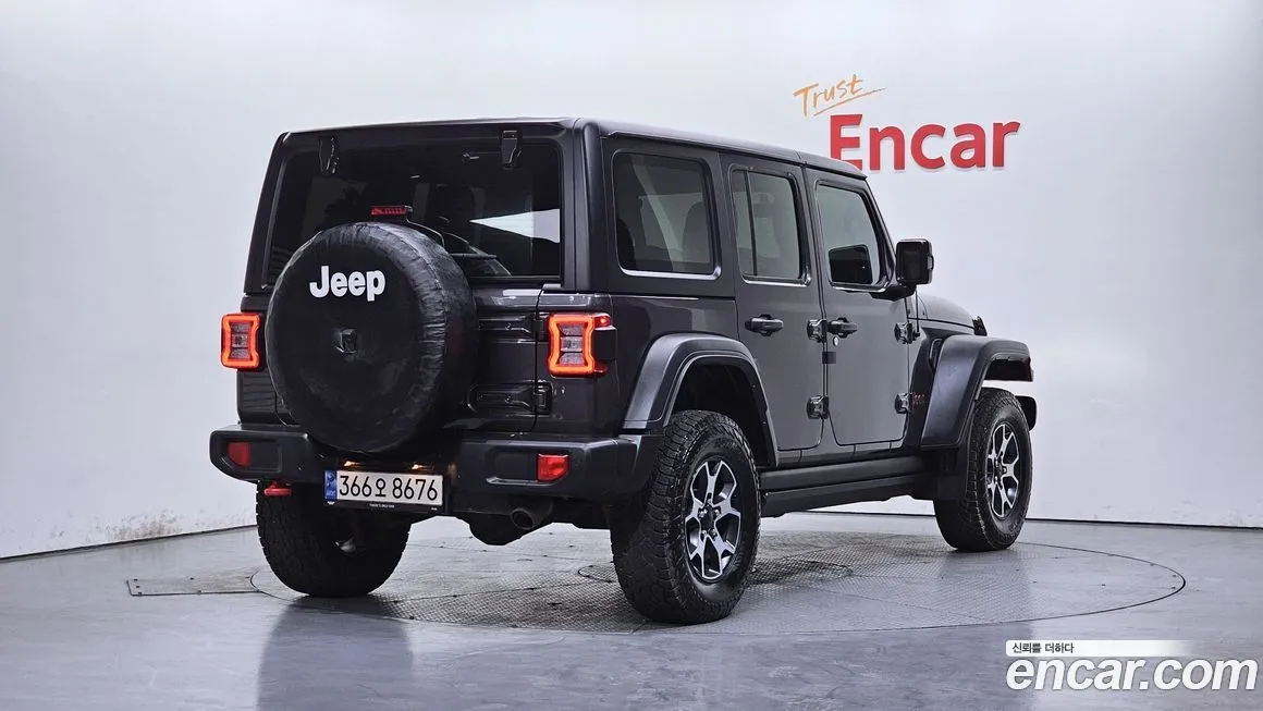 Jeep Wrangler — фото 5