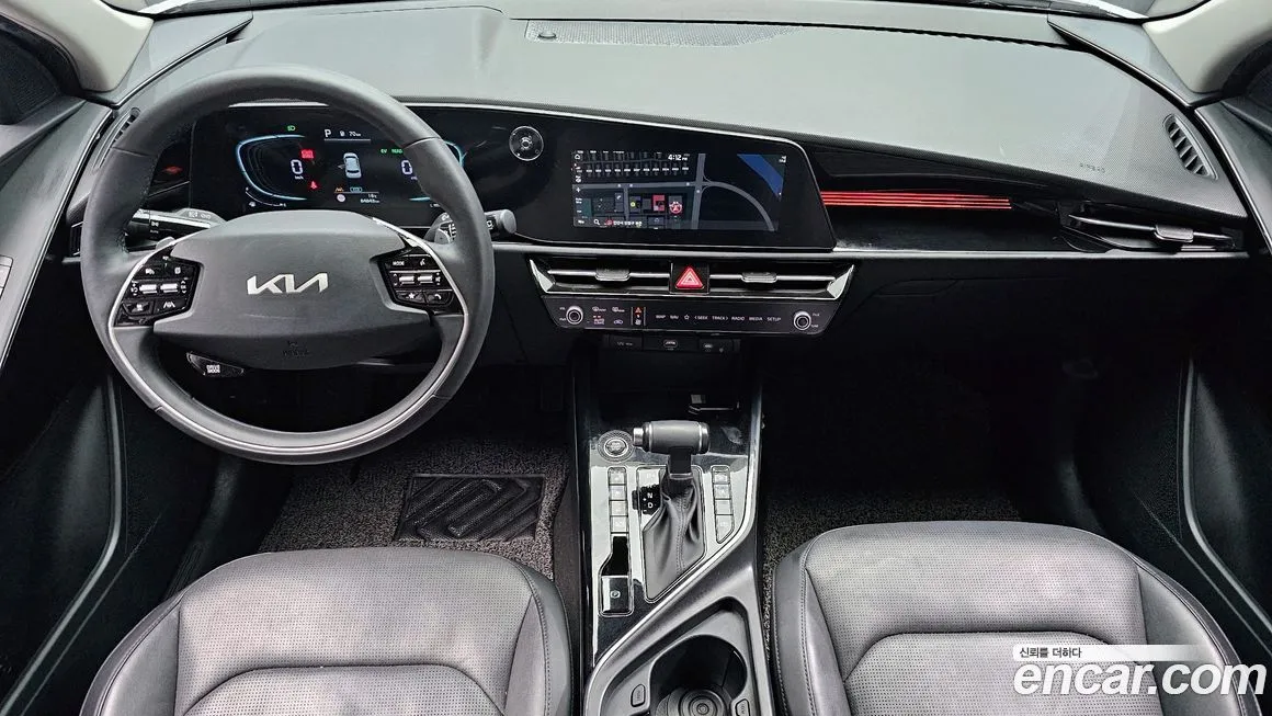 Kia Niro — фото 9