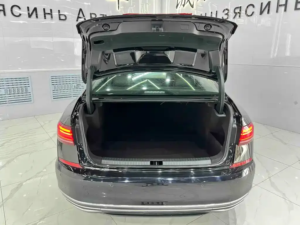 Volkswagen Passat — фото 4