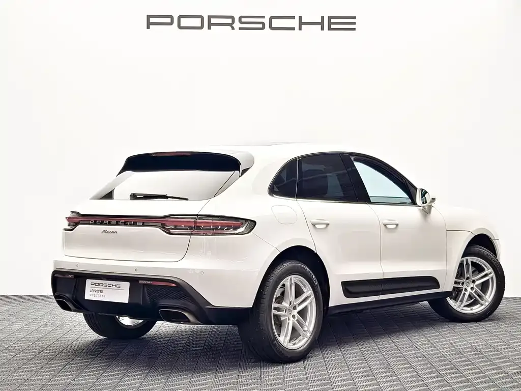 Porsche Macan — фото 9