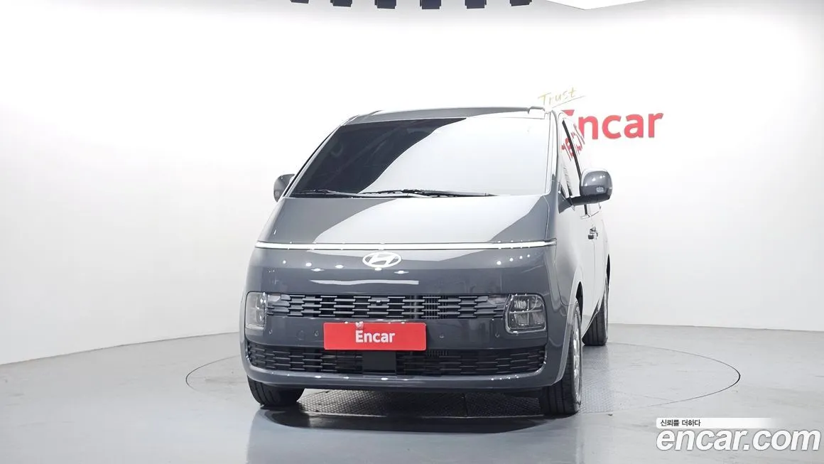 Hyundai Staria — фото 3