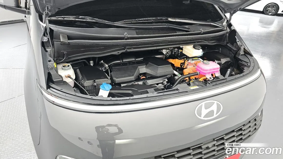 Hyundai Staria — фото 9