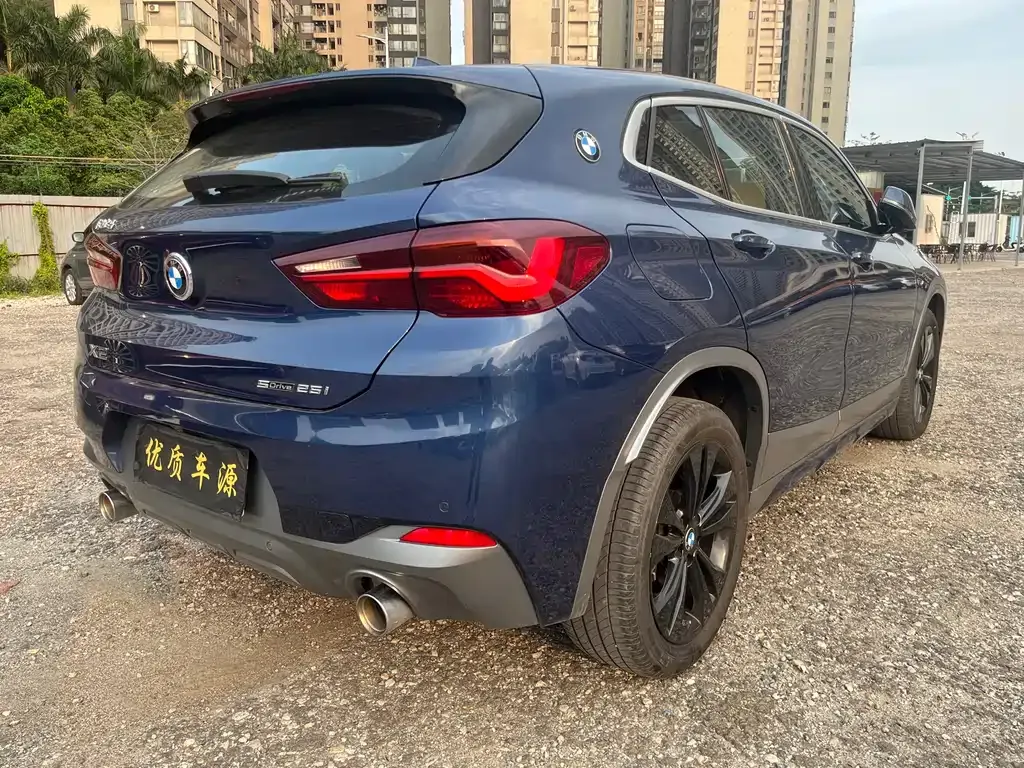 BMW X2 — фото 10