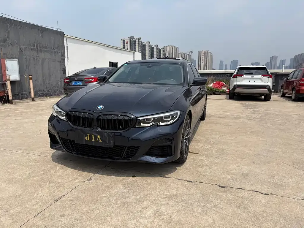 BMW 3 Series — фото 1