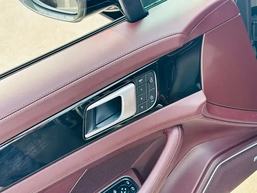 Porsche Panamera Hybrid — фото 9
