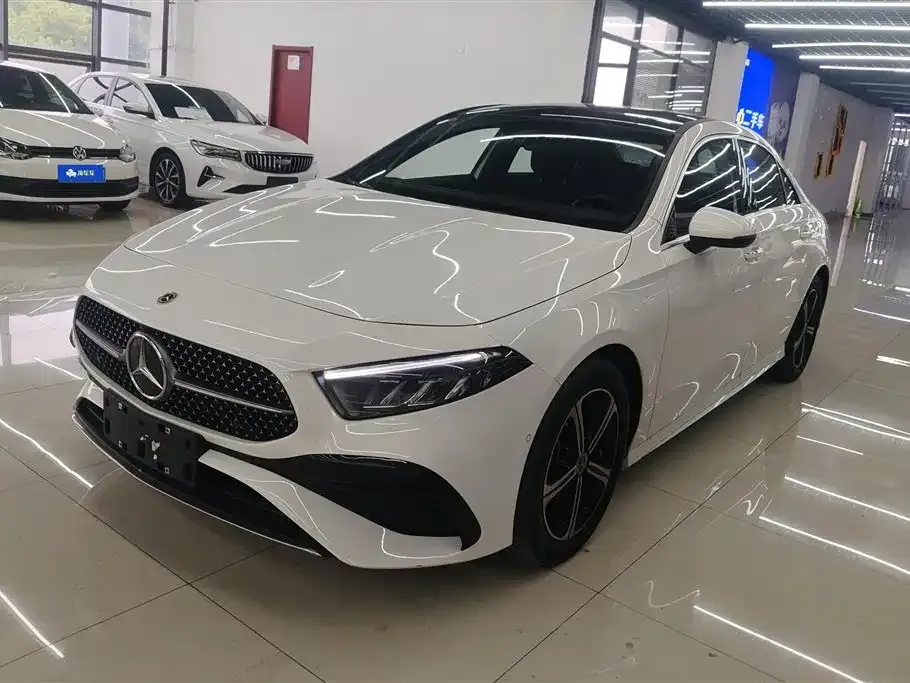 Mercedes-Benz A-Class — фото 1