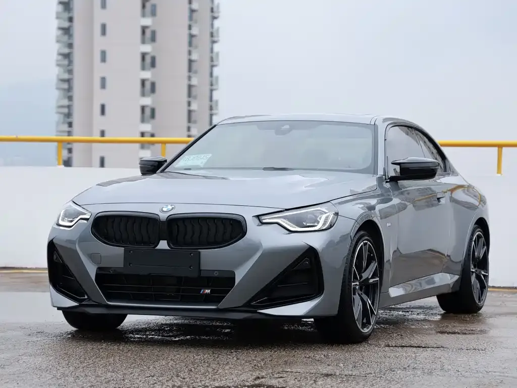 BMW M240i — фото 1