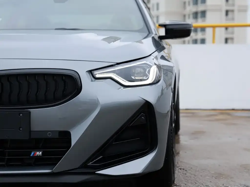 BMW M240i — фото 2