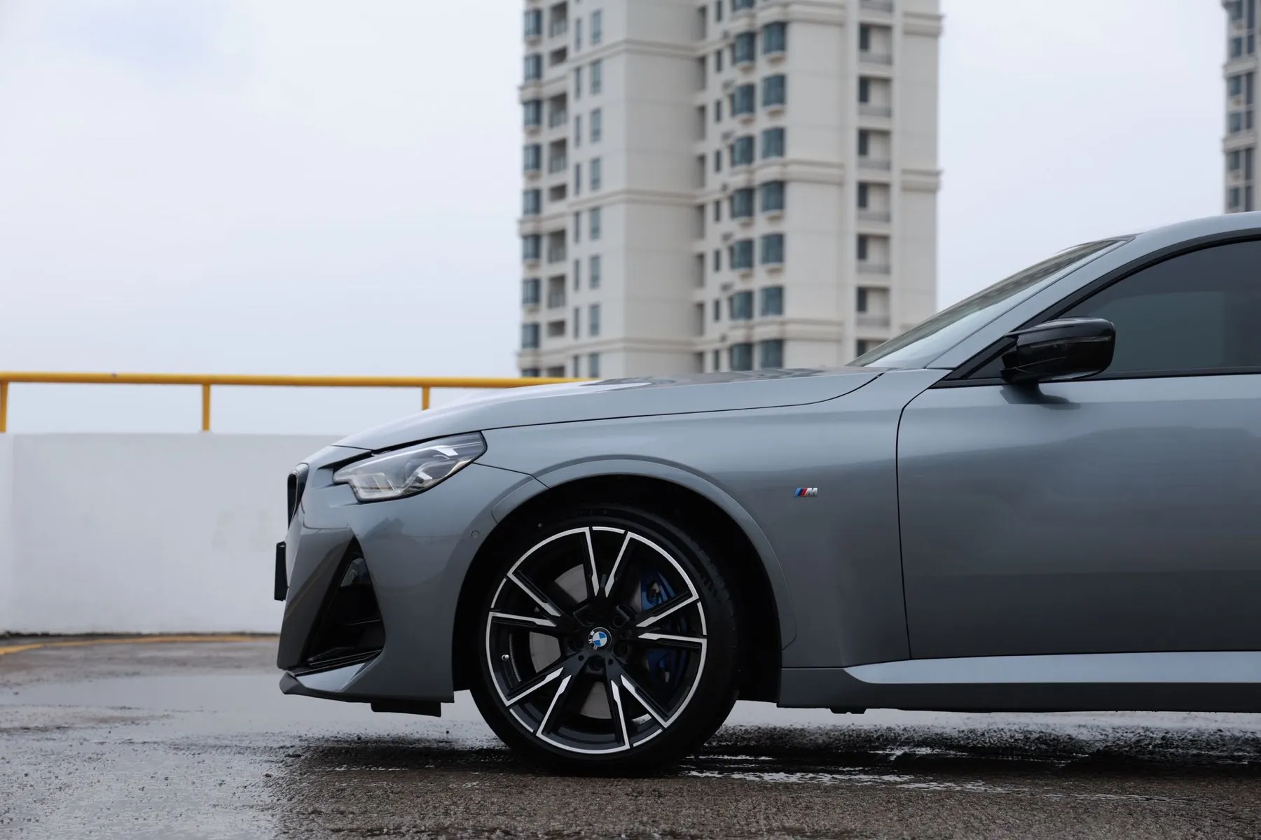 BMW M240i — фото 9