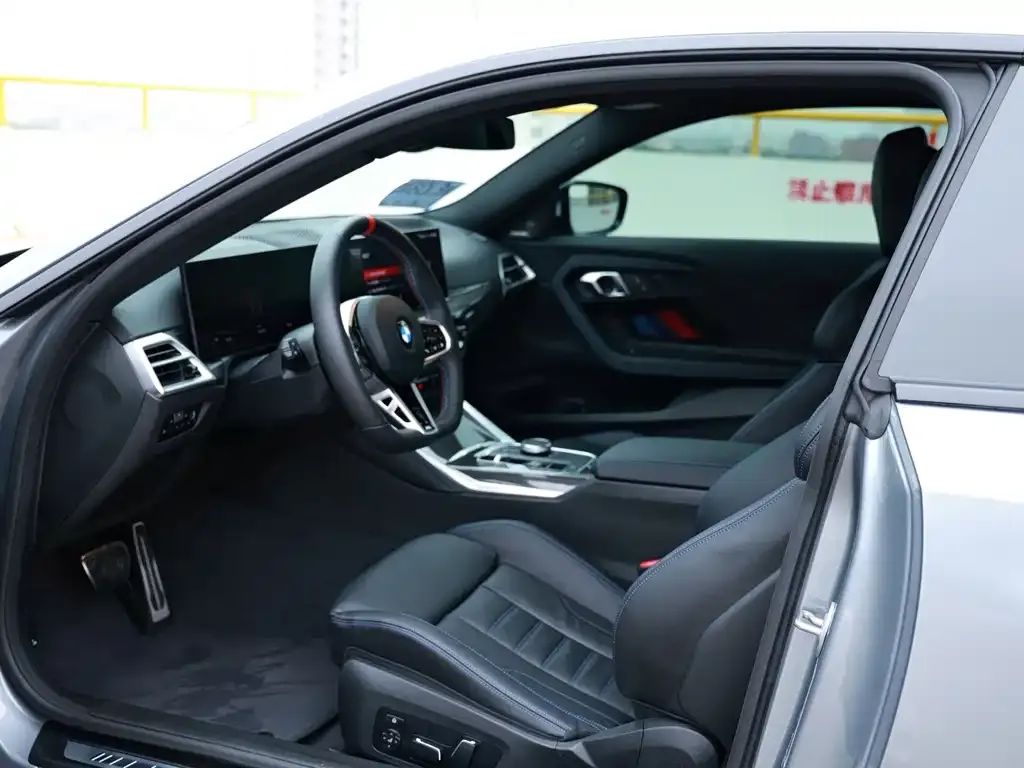 BMW M240i — фото 10