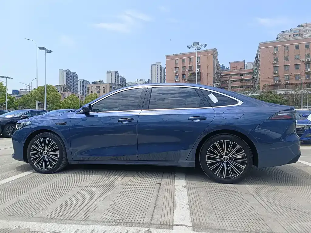 Geely Galaxy A7 — фото 9