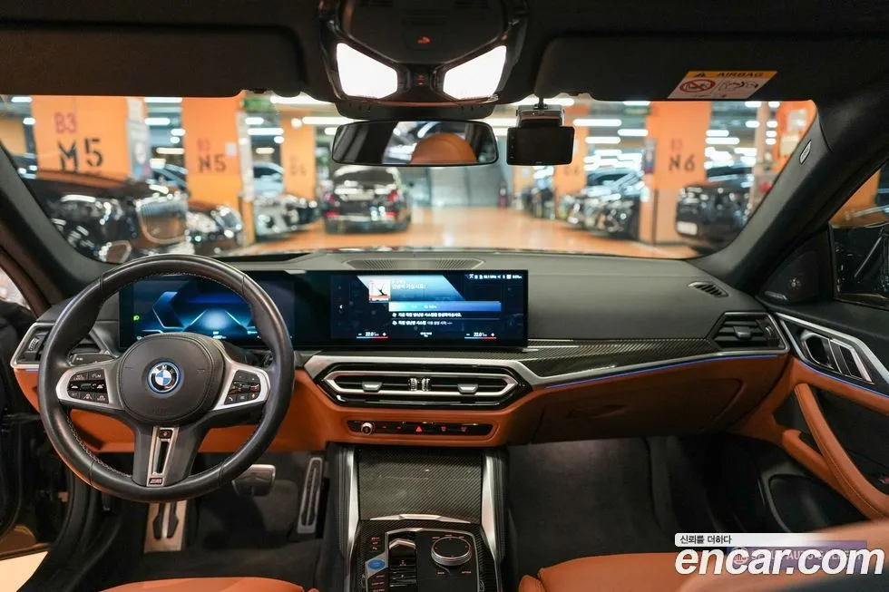 BMW i4 — фото 4