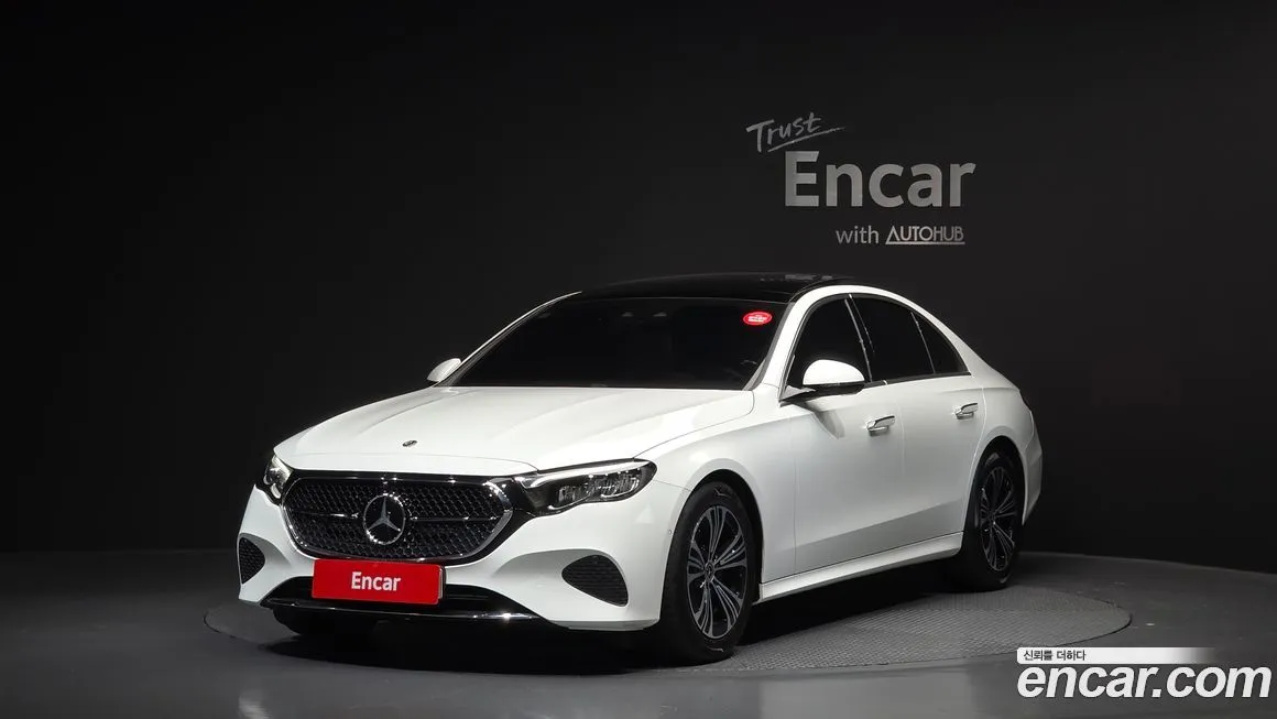 Mercedes-Benz E-Class — фото 1
