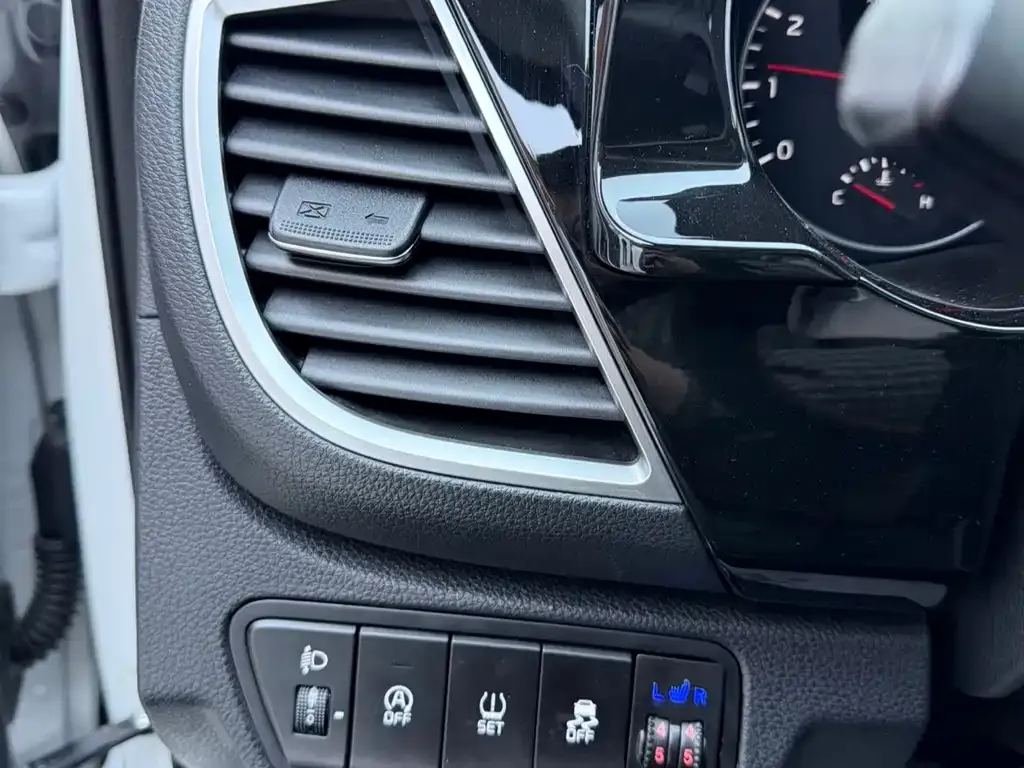 Kia KX3 — фото 4