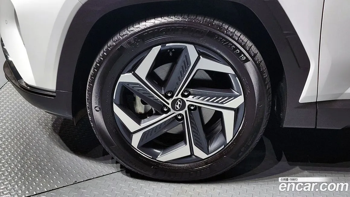 Hyundai Tucson — фото 6