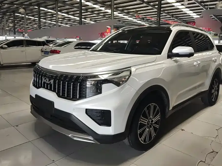 Kia Sportage — фото 1