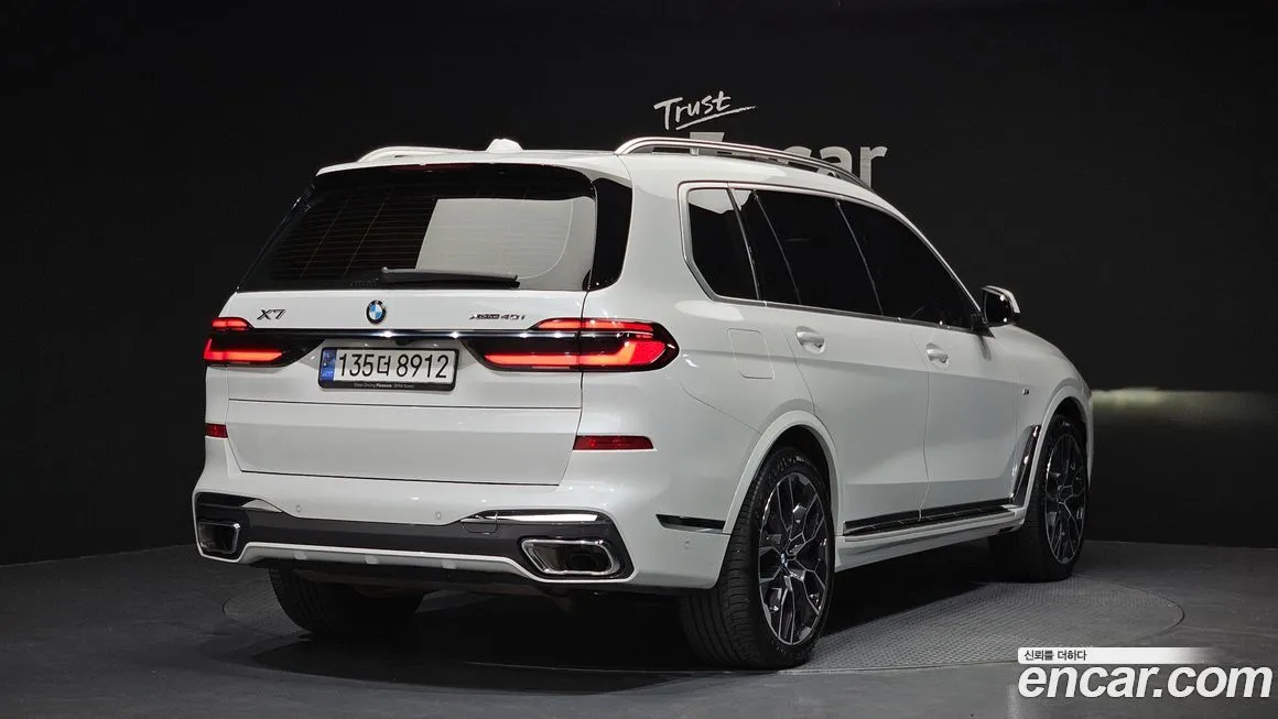 BMW X7 — фото 4