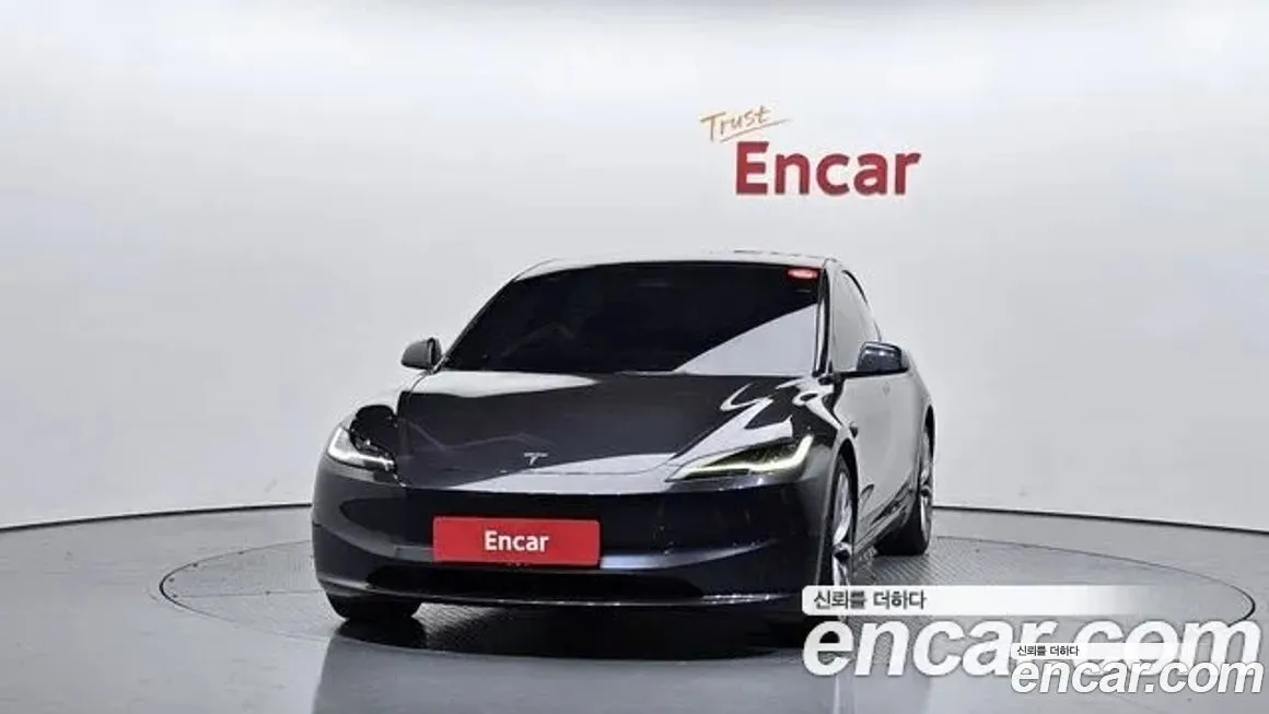 Tesla Model 3 — фото 2
