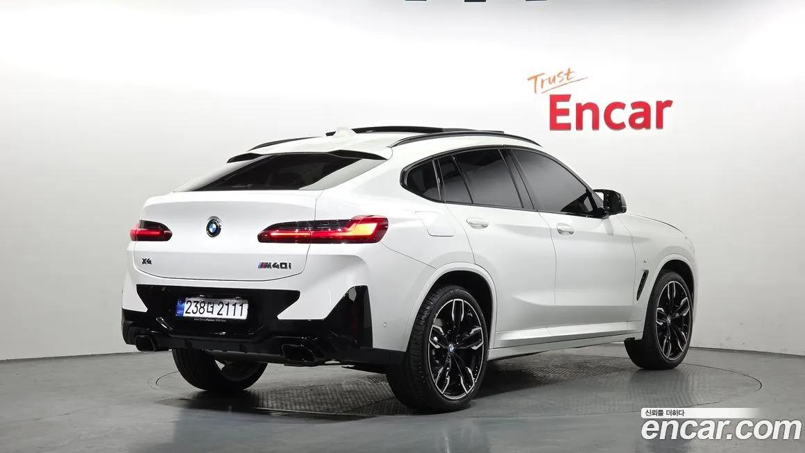 BMW X4 — фото 10