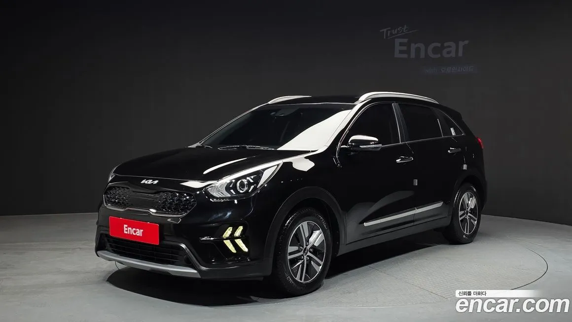Kia Niro — фото 1