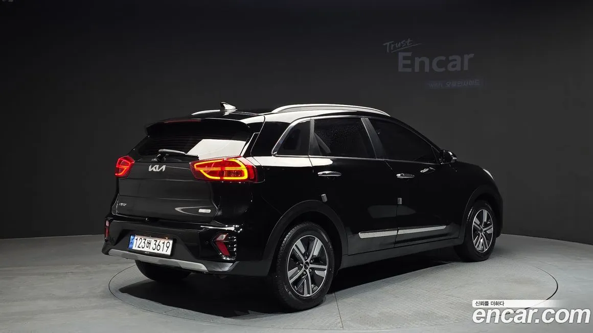 Kia Niro — фото 4