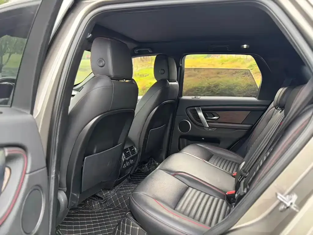 Land Rover Discovery Sport — фото 4