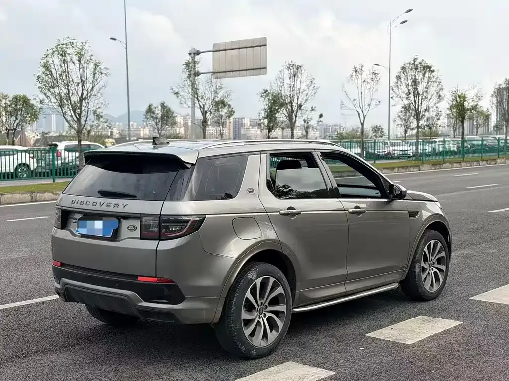 Land Rover Discovery Sport — фото 9