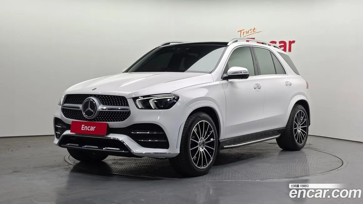 Mercedes-Benz GLE-Class — фото 1