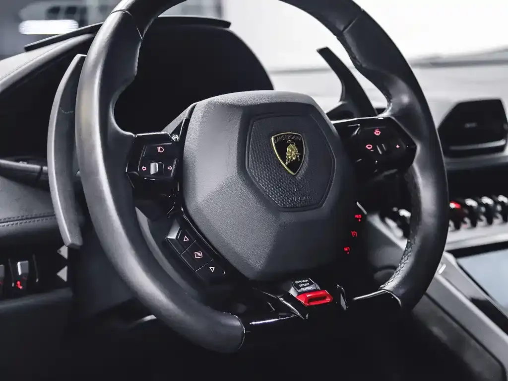Lamborghini Huracan — фото 8