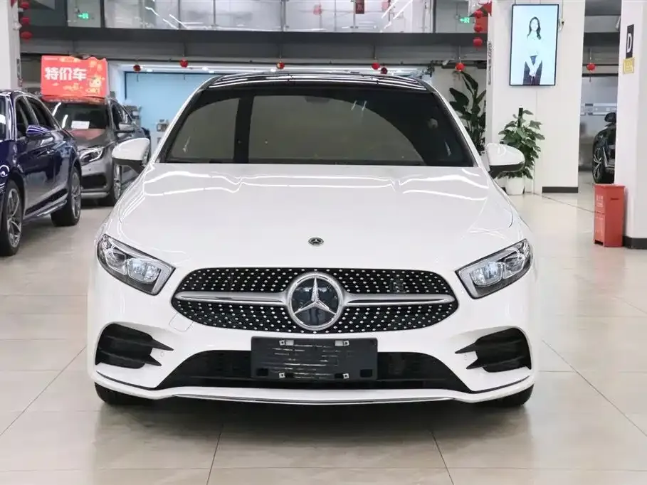 Mercedes-Benz A-Class — фото 10
