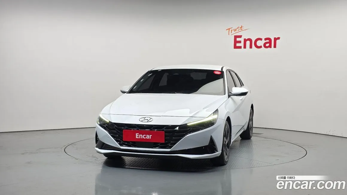 Hyundai AVANTE — фото 3
